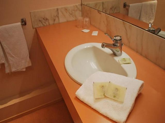 Logis Hotel & Restaurant - Le Normandie 코드벡앙코 객실 사진
