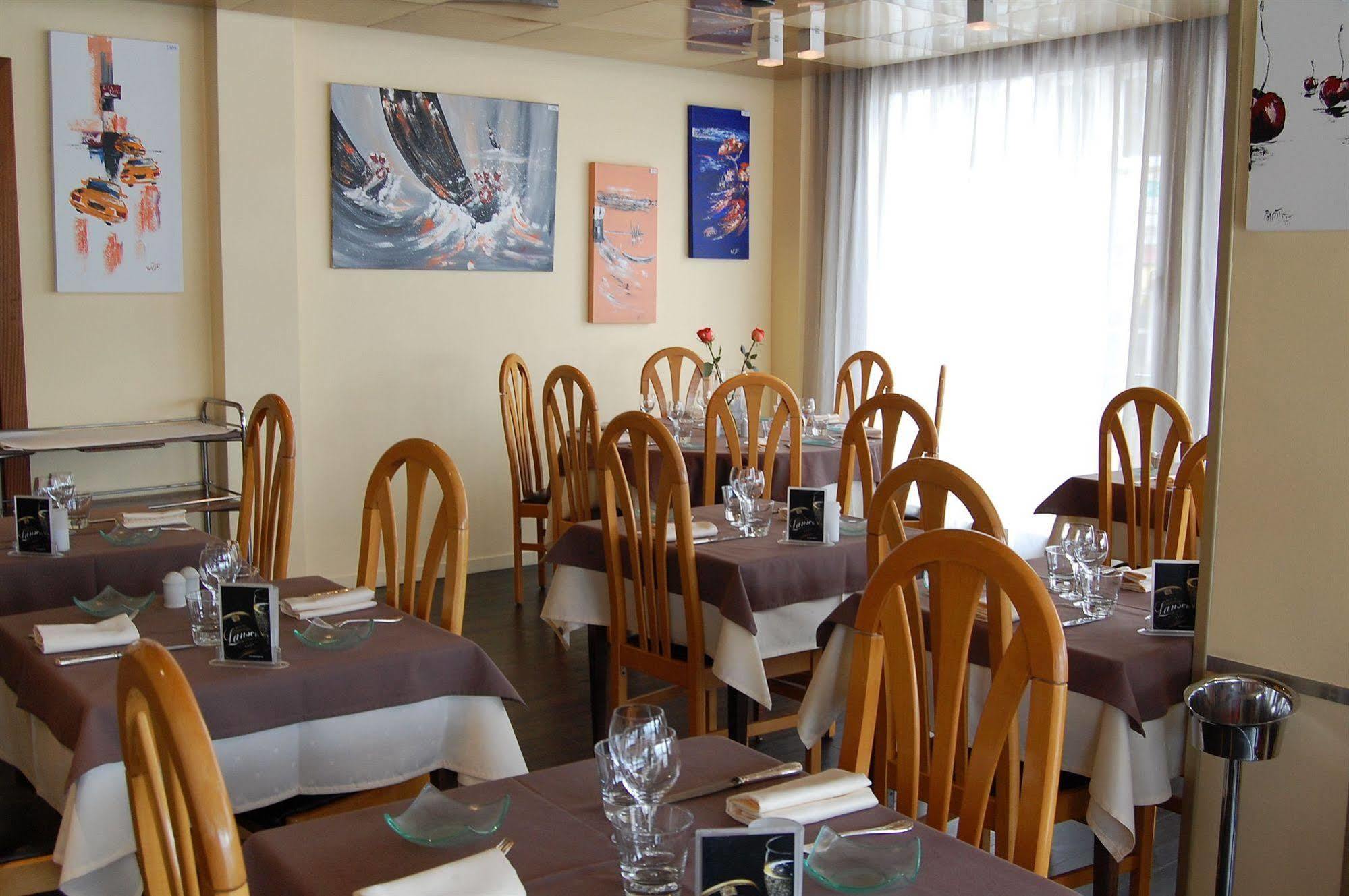 Logis Hotel & Restaurant - Le Normandie 코드벡앙코 외부 사진